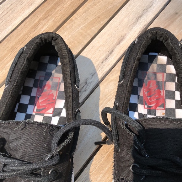 Vans Distressed - Picture 2 of 7